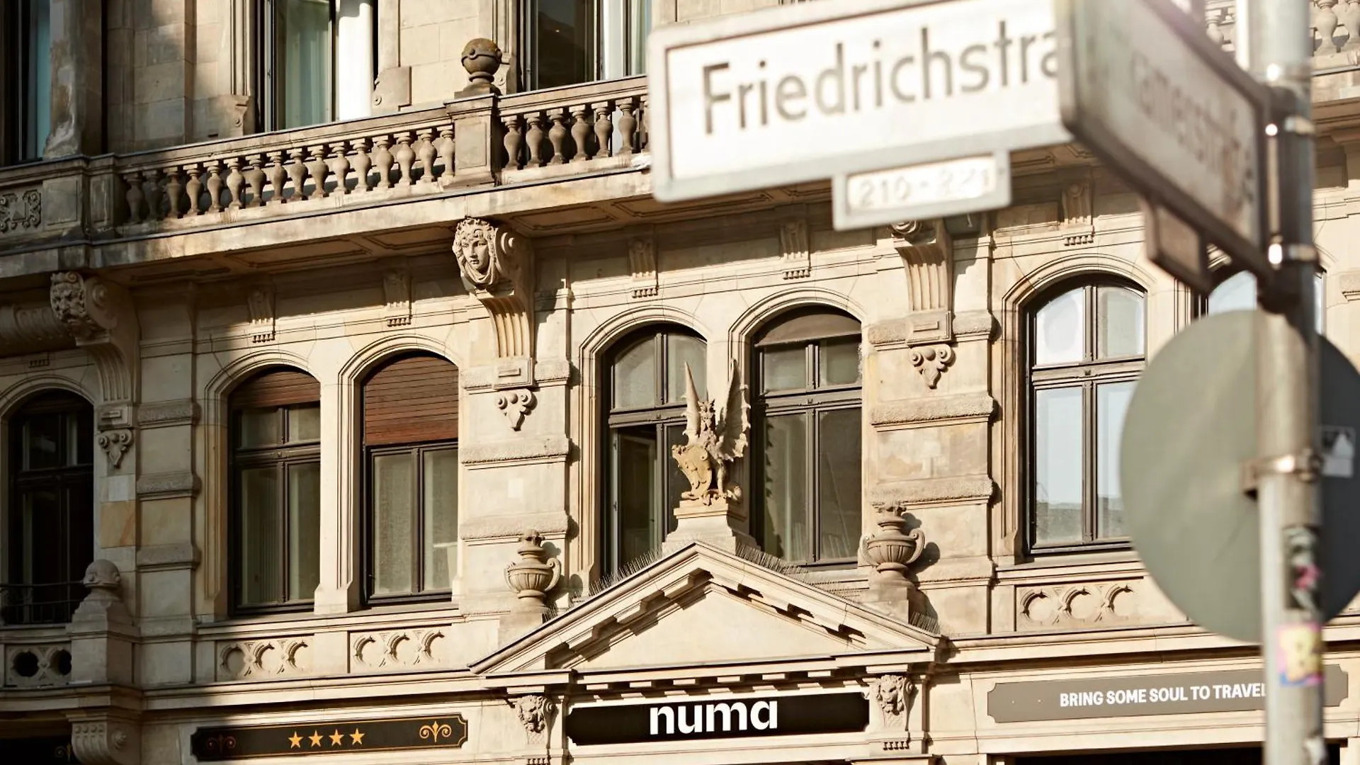 Numa Berlin Arc Aparthotel 4*,
